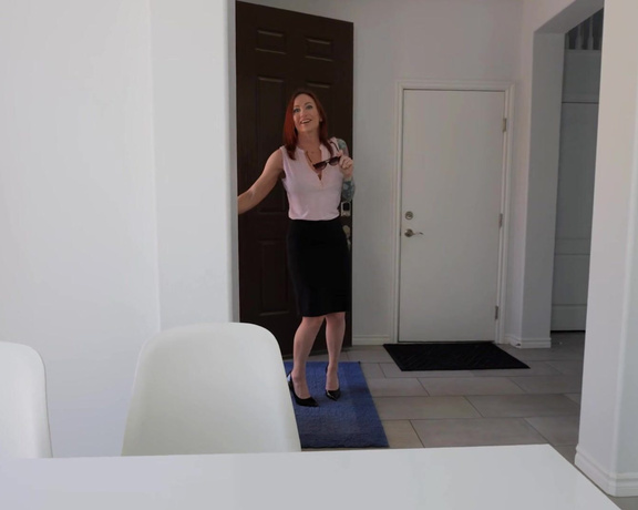 BrattyMILF - Sophia Locke Closing The Deal (2023.03.03)