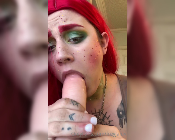 Freyjaluv - There’s a little suck and fuck at the end of the rainbow,  Big Tits, Amateur