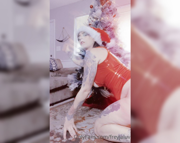 Freyjaluv - And merry Christmas to you as well,  Big Tits, Amateur