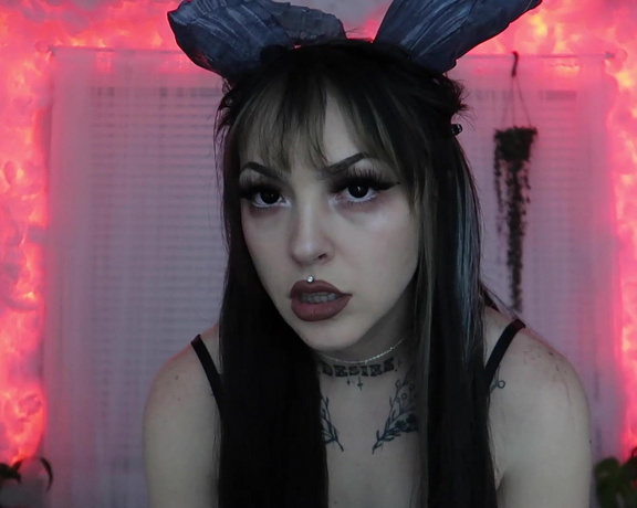 MillieMillz - Homewrecking Succubus, Cheating, Cosplay, Costume, Home Wrecker, Role Play, ManyVids