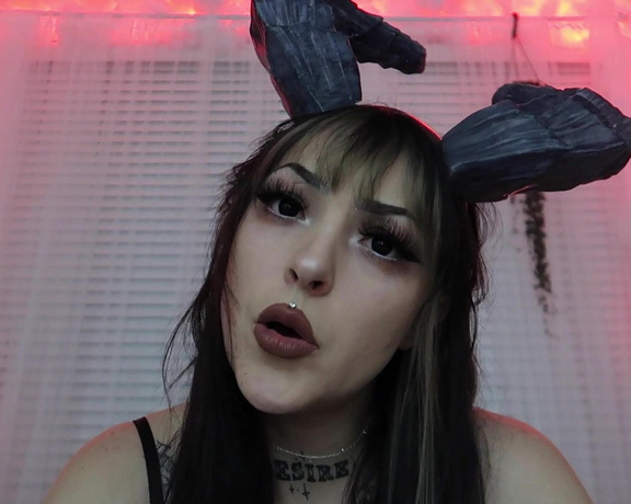 MillieMillz - Homewrecking Succubus, Cheating, Cosplay, Costume, Home Wrecker, Role Play, ManyVids