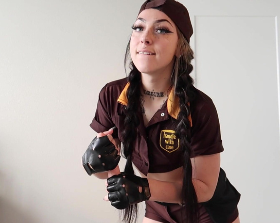 MillieMillz - The UPS Girl give you CEI, CEI, Cum Eating Instruction, Role Play, Cosplay, Cum Countdown, ManyVids