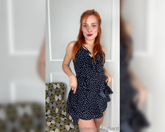 Clemence audiard  - Je nai pas pu rsister une petite dance avec cette robe super sexy