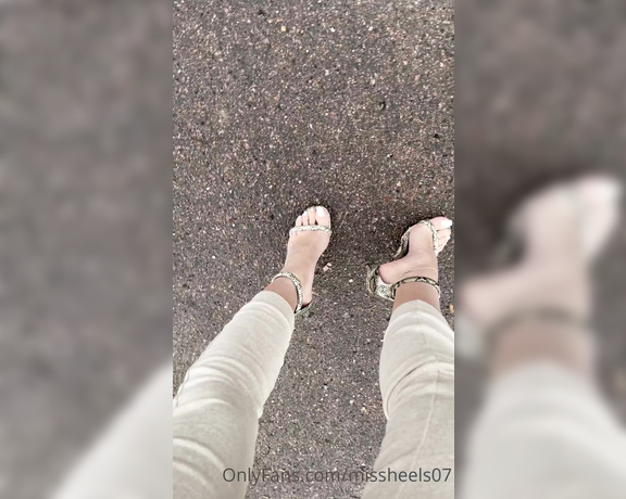 Missheels07  - More walking videos
