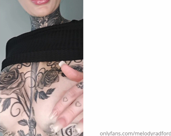 Melody Radford - Big titty play up close. Who loves big bouncing boobs and Peirced nipples so hot