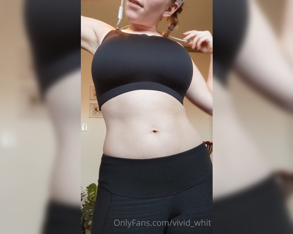 Vivid_whit - Stripping out of my sweaty running clothes for you [ video]