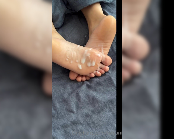 Lehlani - I was sleeping  then I felt something all over my soles