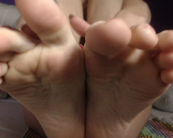 PregnantMiodelka - Feet and nails - new manicure, Finger Nail Fetish, Pointed Toes, Toe Fetish, Toe Wiggling, Toenail Fetish, ManyVids