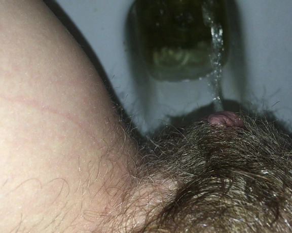 PregnantMiodelka - Hairy pussy pee compilation, Hairy, Hairy Bush, Pee, Toilet Fetish, ManyVids