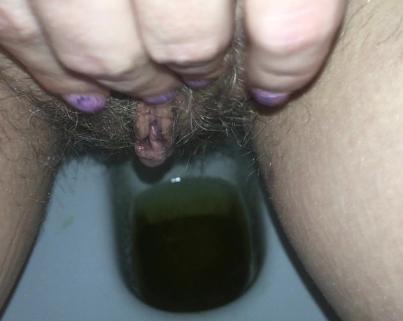 PregnantMiodelka - Sweet golden shower in the toilet from, Pee, Hairy, Hairy Bush, Close-Ups, Toilet Fetish, ManyVids