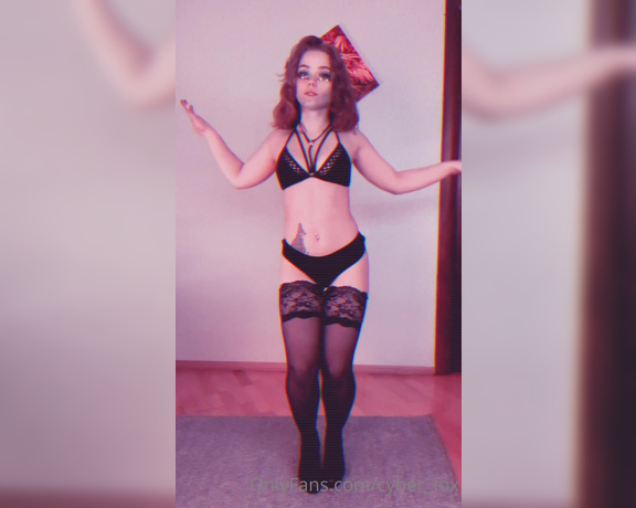 Cyber Fox OnlyFans 2020-11-10-how-do-u-like-my-witch-look Video,  Amateur, Small tits, Dildo