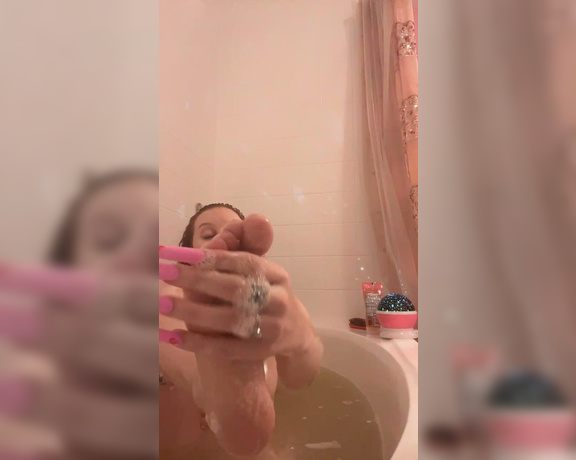 Madison Morgan - Stream started at  pm Bathtub time and just catching up