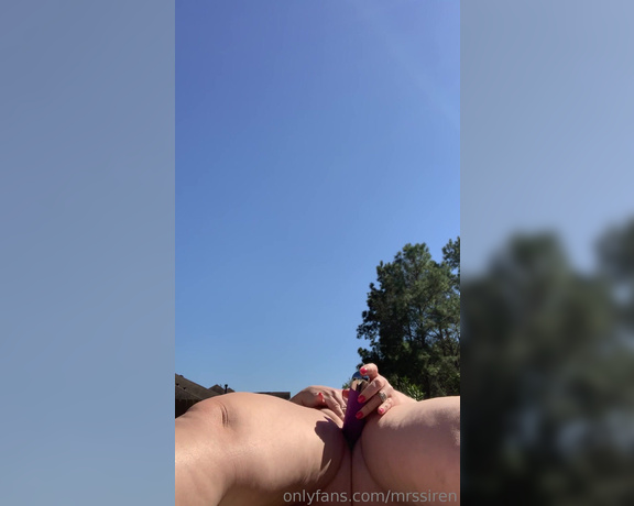 Dee Siren - Playing outside with my purple toy. Made me cum so hard it took my breath away.