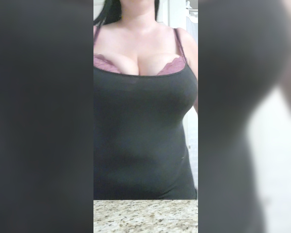 Bustybigbootyjudy - Well of course the rest of this video with my naked H tits bouncing is on my VIP account