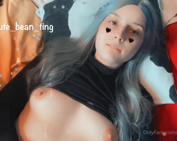 Bean_exclusive - (Alice Bean) - I filmed this while my friend was sat right next to me gaming...