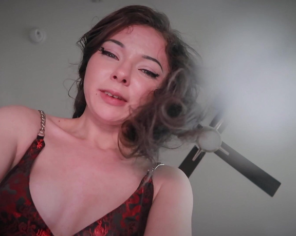 Katilingus - You're Only Good for My Spit - ManyVids, Spit Fetish, Female Domination, Kink, Humiliation, Brat Girls