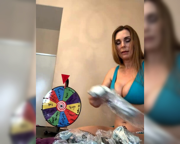 Tanyatate - (Tanya Tate) - Stream started at  pm Tanya tate Tea and crumpets  spin the wheel try on lingerie