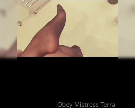 Obeymistressterra - (Dominant Mommy) - Are you obsessed with perfect feet in nylons and high heels Then this clip will drive you wild.