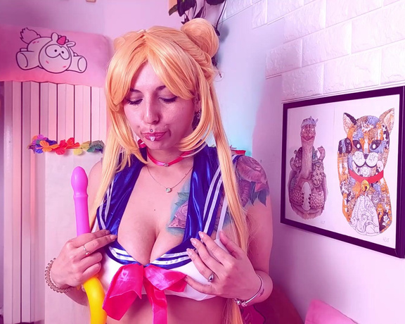 MissChillaBit - Sailor Moon and her Moon Stick, Big Tits, Cosplay, Dildo Fucking, Fantasy Dildo, Anime, ManyVids