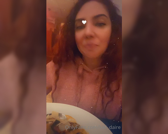 Kiki_daire - (Kiki Daire) - I looove pasta ....I would love to go to Italy some day.