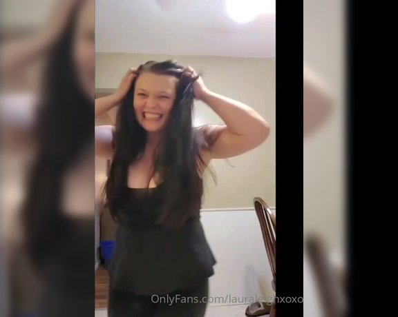 Lauraleighxoxo - (Laura Johnson) - Just some things I do at night when no one is around