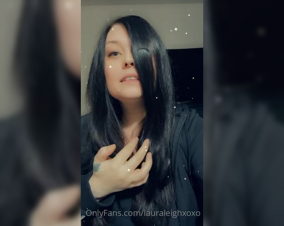 Lauraleighxoxo - (Laura Johnson) - Gentle reminder