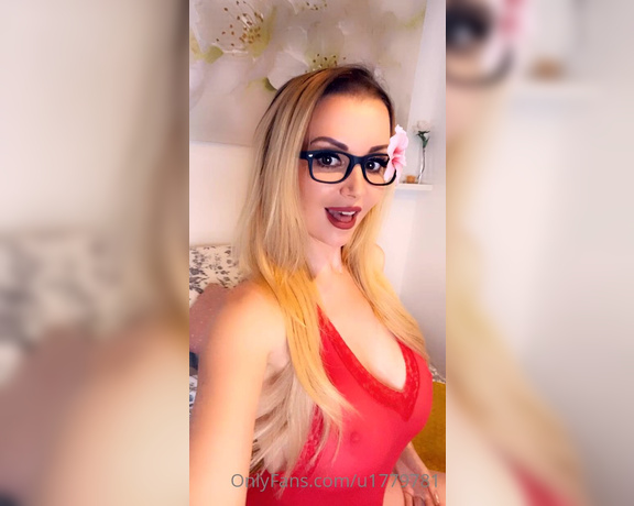 Lucyalexandra - (Lucy Alexandra) - LIVE