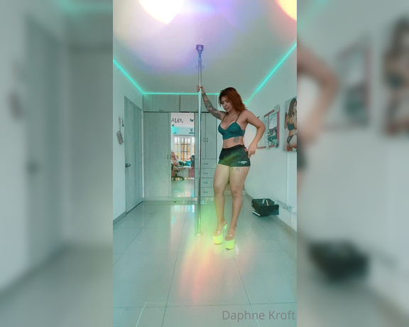 Daphnekroft - (Daphne Kroft) - Hey guys! Should I post more about my pole dance classes what do you think