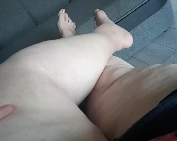 Dirtypanties - (Dirty Pantyes) - Mmmm my chubby legs