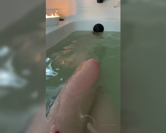 Kenzieaaliyahxo - (Kenzie) - Take this bath with me