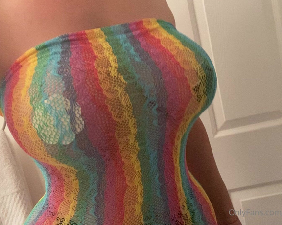 Missraquel4xx - (Miss Raquel) - Taste the rainbow