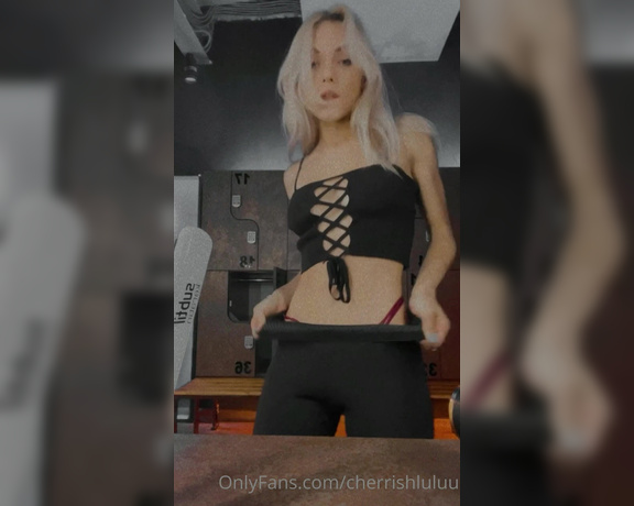 Cherrishluluu - OnlyFans Video 4