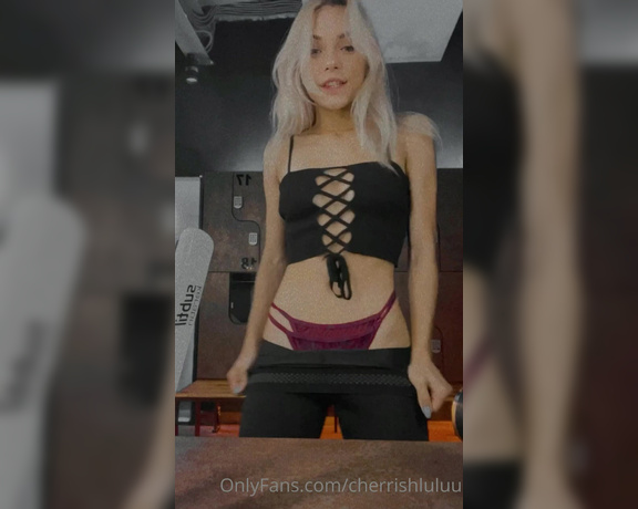 Cherrishluluu - OnlyFans Video 4