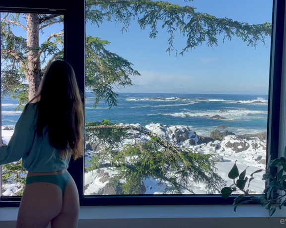 Eva De Vil - OnlyFans POV you wake up to the most beautiful view you ve ever seen Video
