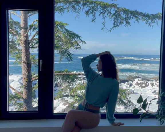 Eva De Vil - OnlyFans POV you wake up to the most beautiful view you ve ever seen Video