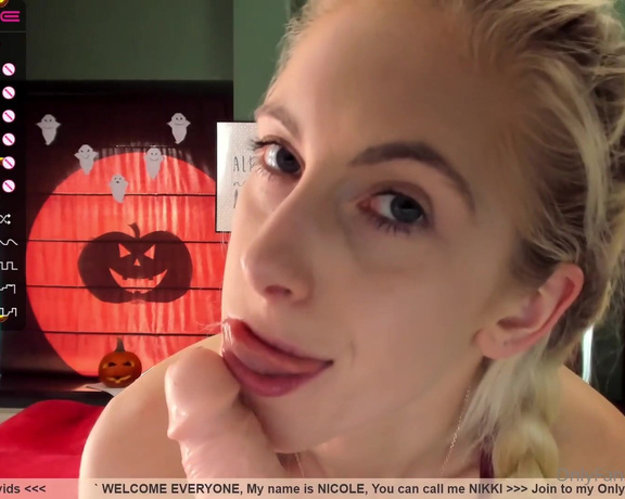 Nikki_gia_main - (Nikki Gia) - Halloween Blowjob Good morning , I think you deserve for morning blowjob.