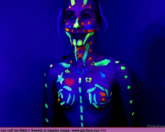 Nikki_gia_main - (Nikki Gia) - Video from last Black light Show. Its min long one for curious cats.