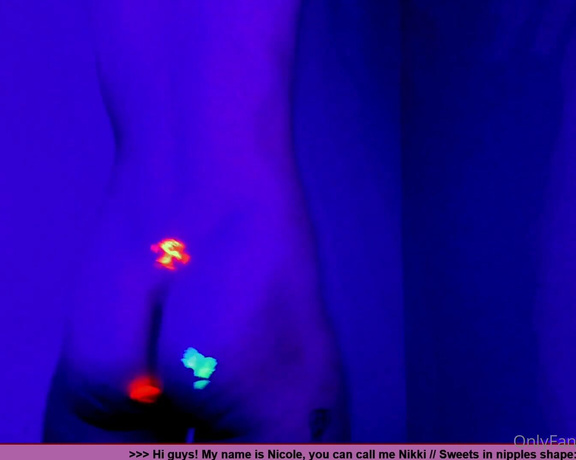 Nikki_gia_main - (Nikki Gia) - Video from last Black light Show. Its min long one for curious cats.