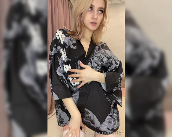 Moonsimorfin - (Moonsi) - Give me a boob massage and then lick my nipples with your tongue