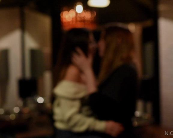 Petitenikole - (Nicole Vachevski) - Fell in love with @rinaazul in a bar tolet do u like watching girls kissing