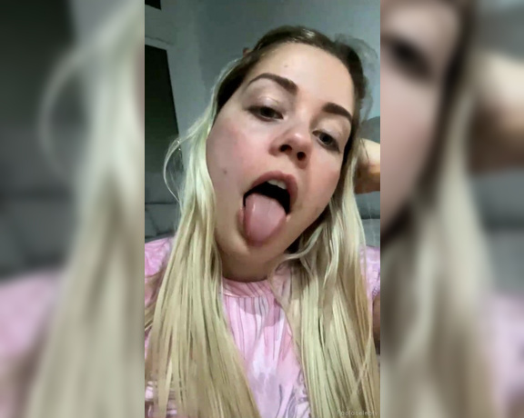Paolacelebtv - (Paola celeb vip) - Stream started at  pm FOLLOW ME ON @paolacelebvideos