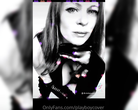 Playboycover - (Shelly Jones) - Latex gloves