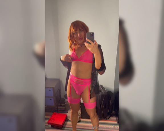 Missjizzelle - (TS Jizzelle) - Feeling horny for you!! ARE YOU READY TO WORSHIP YOUR BABYGIRL Make sure to tip!! For some amazi