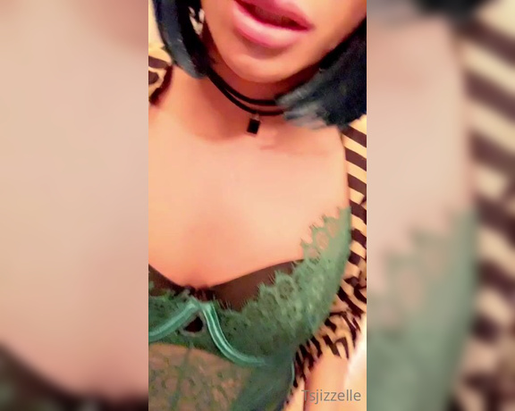 Missjizzelle - (TS Jizzelle) - I love when a real man knows how to please me, intellectually, emotionally and mentally engages me!