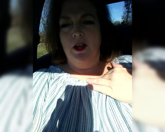 Playwithjj - Heading out for a date, clip from the car...