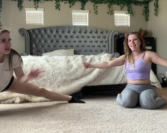 Alainataylor - (Alaina Taylor) - Doing yoga and stretching together today