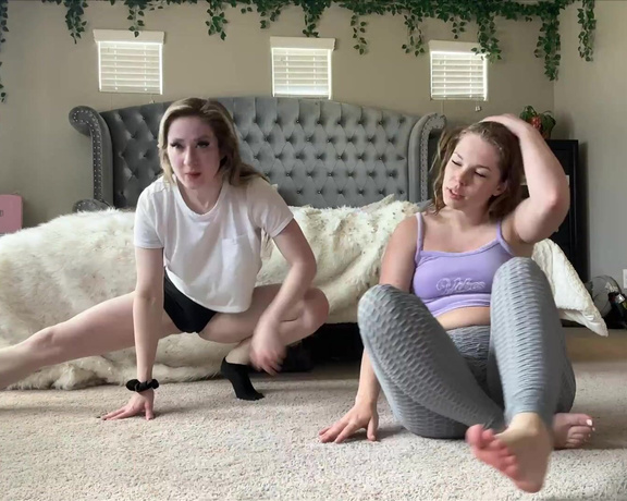 Alainataylor - (Alaina Taylor) - Doing yoga and stretching together today