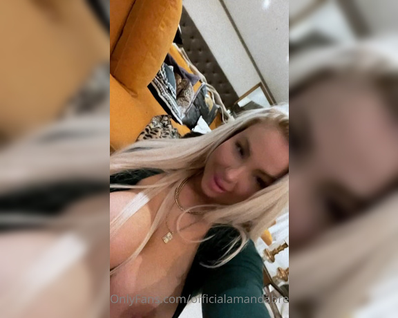 Officialamandabreden (Amanda Breden) Onlyfans Video213