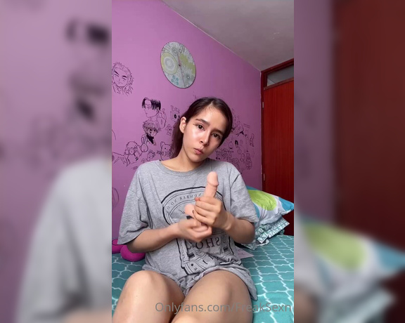 Freaksexn -  I woke up wanting to suck a cock, would you let me suck yours,  Teens