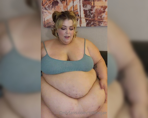 Ssbbwjae - Just a little belly play for your Saturday! Have a good weekend